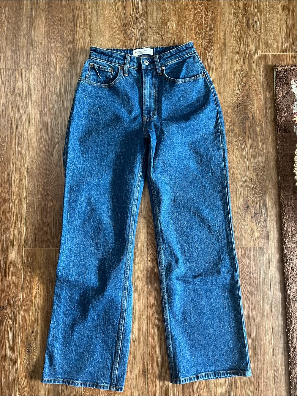Abercrombie 90s relaxed jeans